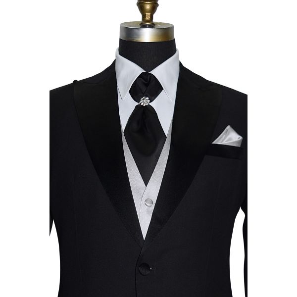 BLACK CRAVAT, PRE-TIED