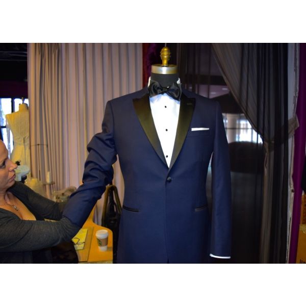 NAVY BLUE TUXEDO WITH BLACK PEAK LAPEL - COAT AND PANTS SET